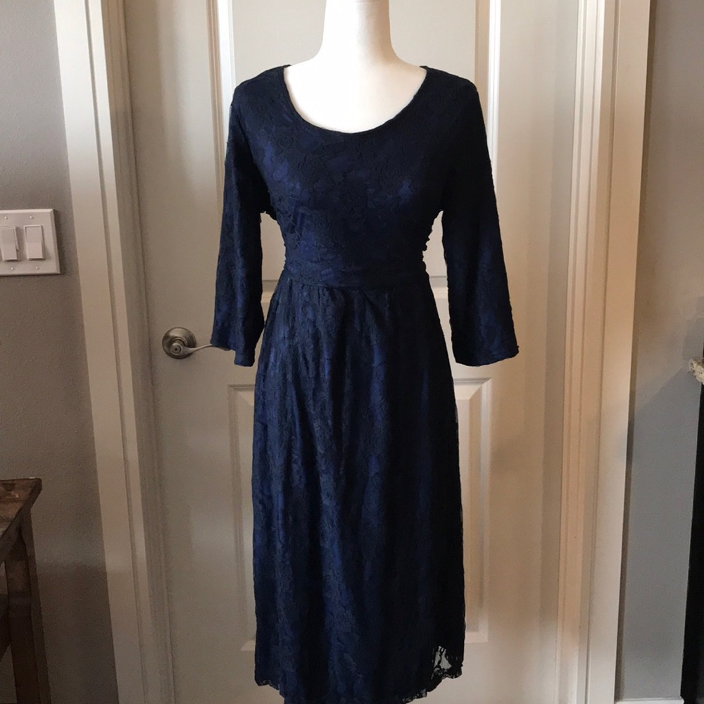 NWOT- Sweetheart Lace Dress